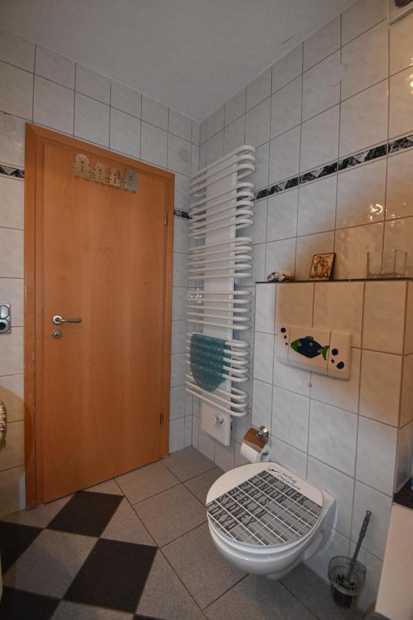 Eifelmittendrin Apartament *