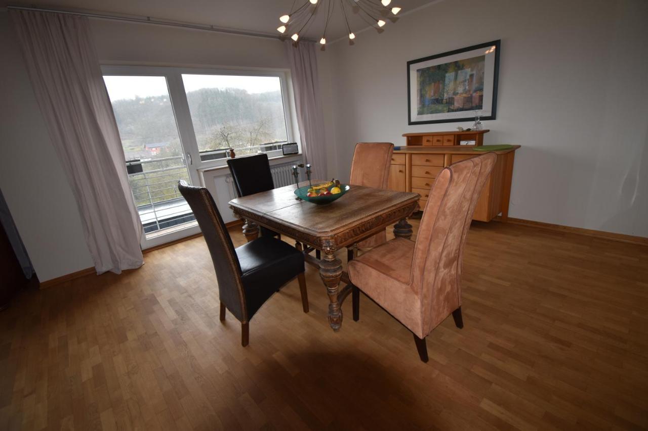 Eifelmittendrin Apartament *