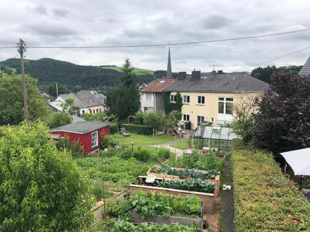 Eifelmittendrin Apartment *